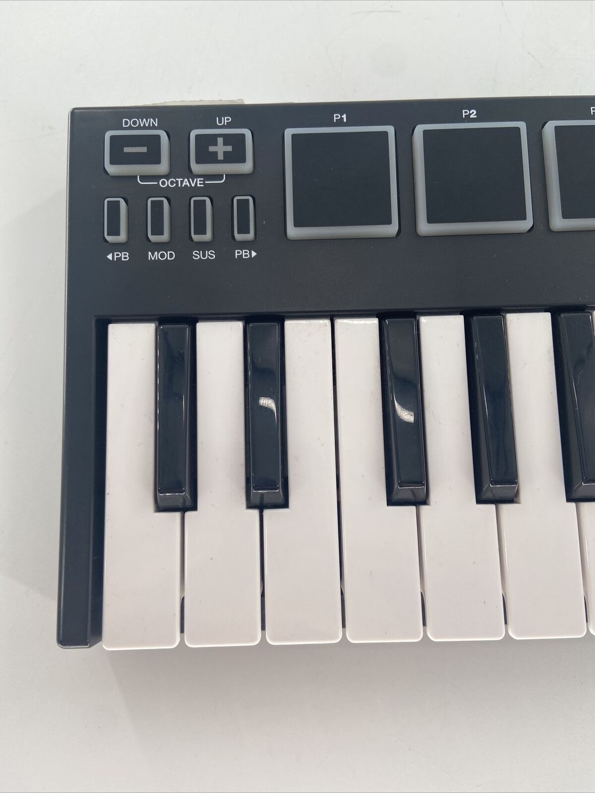 Alesis V Mini USB MIDI Keyboard Pad Controller 25 keys FREE SHIPPING - Fresh Stock Dated February 2026