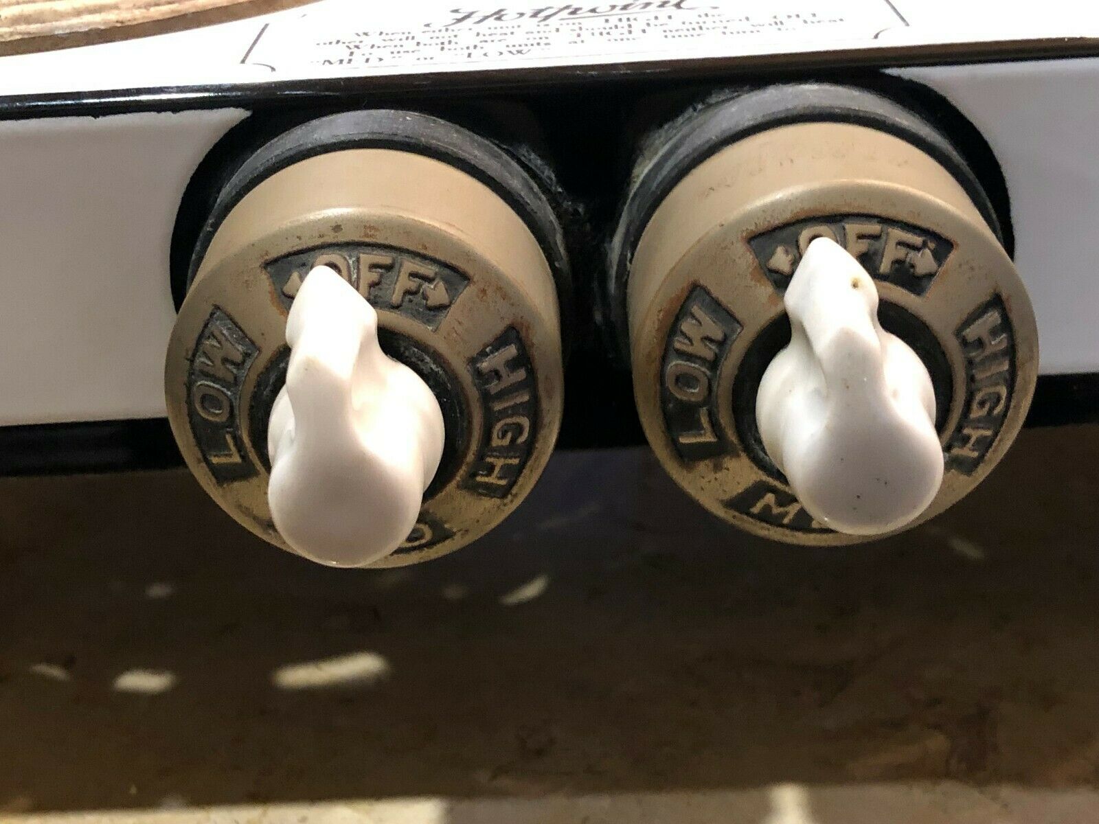 Rare Antique 1930's Hotpoint Enamel 2 Burner Stove - Fresh Stock Dated December 2025