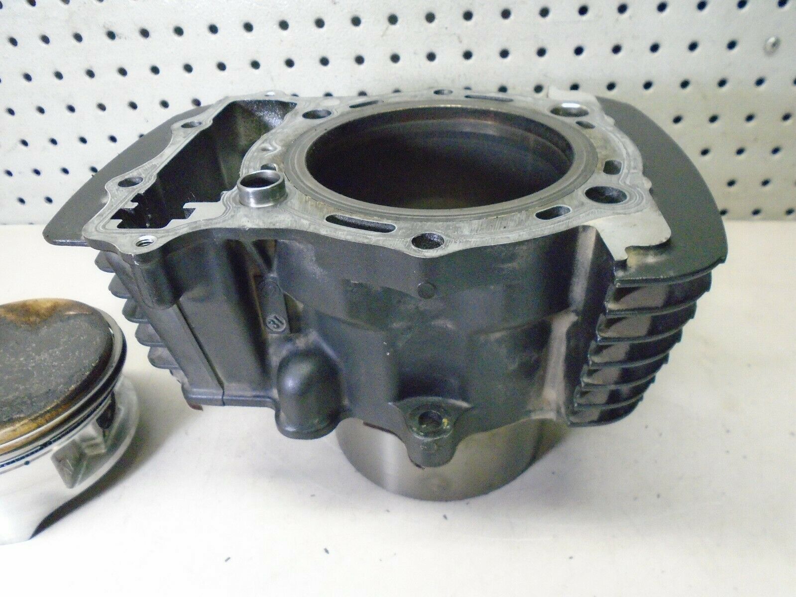 Rear Cylinder Barrel for Kawasaki Vulcan VN1500 Classic 1996 - 1999 - K160 - Fresh Stock Dated February 2026