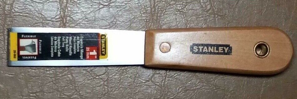 Lot of 2, STANLEY Wood Handle Putty Knife 1