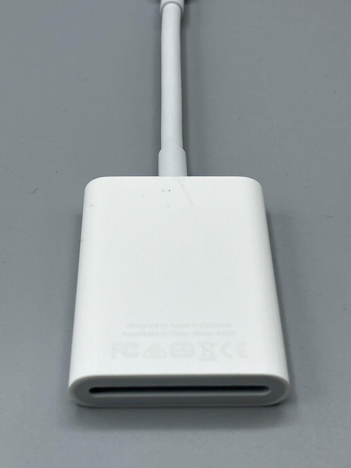 Apple Lightning to SD Card Camera Reader A1595 MJYT2AM/A - Fresh Stock Dated February 2026