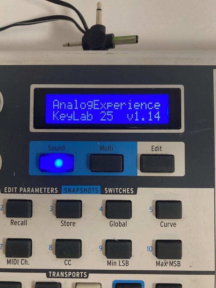 Arturia Keylab 25 Midi Controller Keyboard Mixer Synthesizer Drum Machine - Fresh Stock Dated February 2026