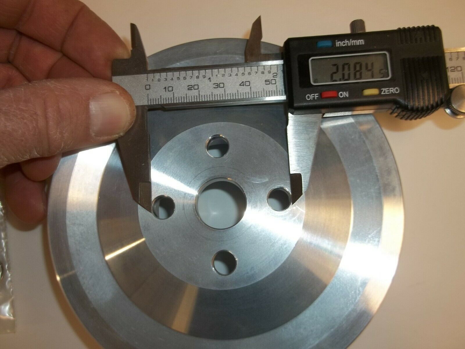 ALUMINUM BOLT ON MERCRUISER SEA WATER PUMP PULLEY SERPENTINE BELT - Fresh Stock Dated February 2026