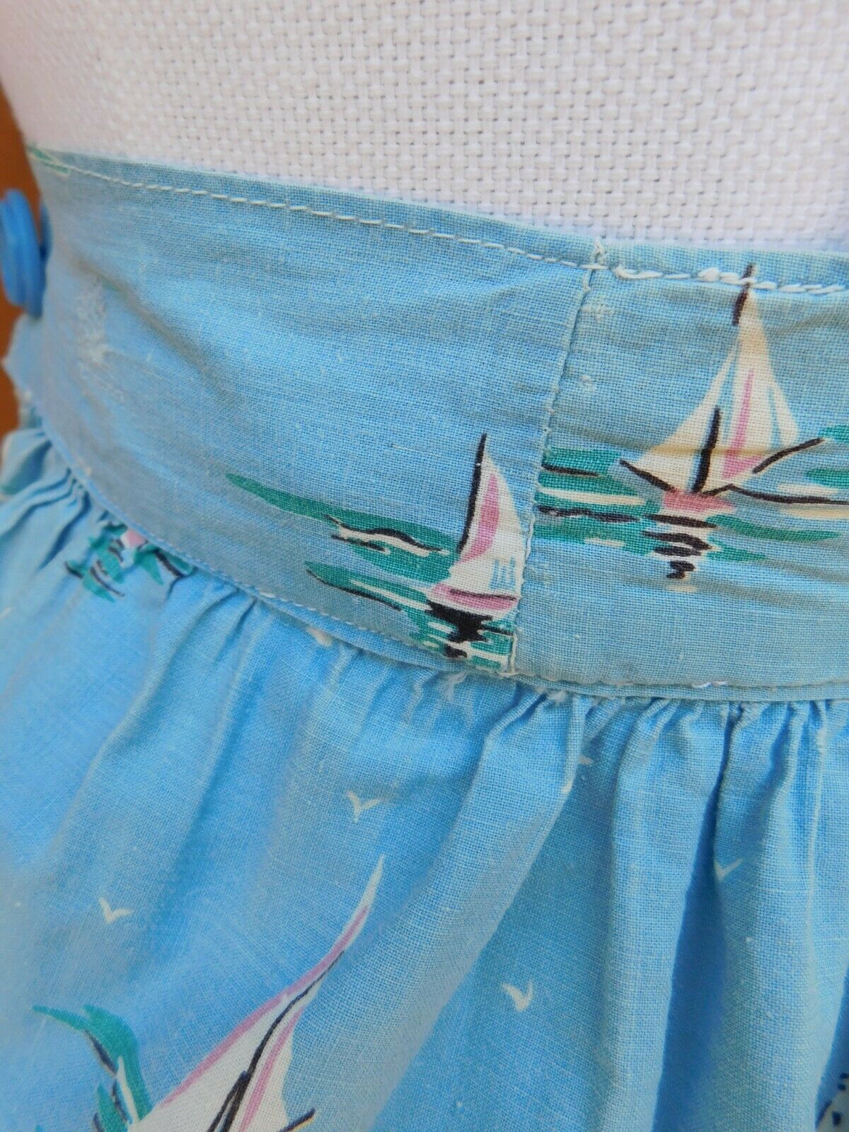 Vtg 50s Well Loved Gathered Skirt Lighthouse Boats Docks Border Print 25 Waist - Fresh Stock Dated February 2026
