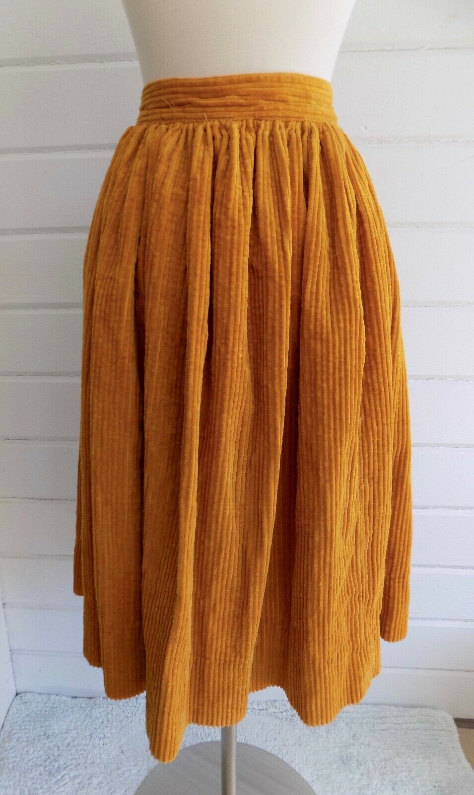 Vintage Handmade Wide Whale Corduroy Dirndl Skirt Large Pockets Gold - 29