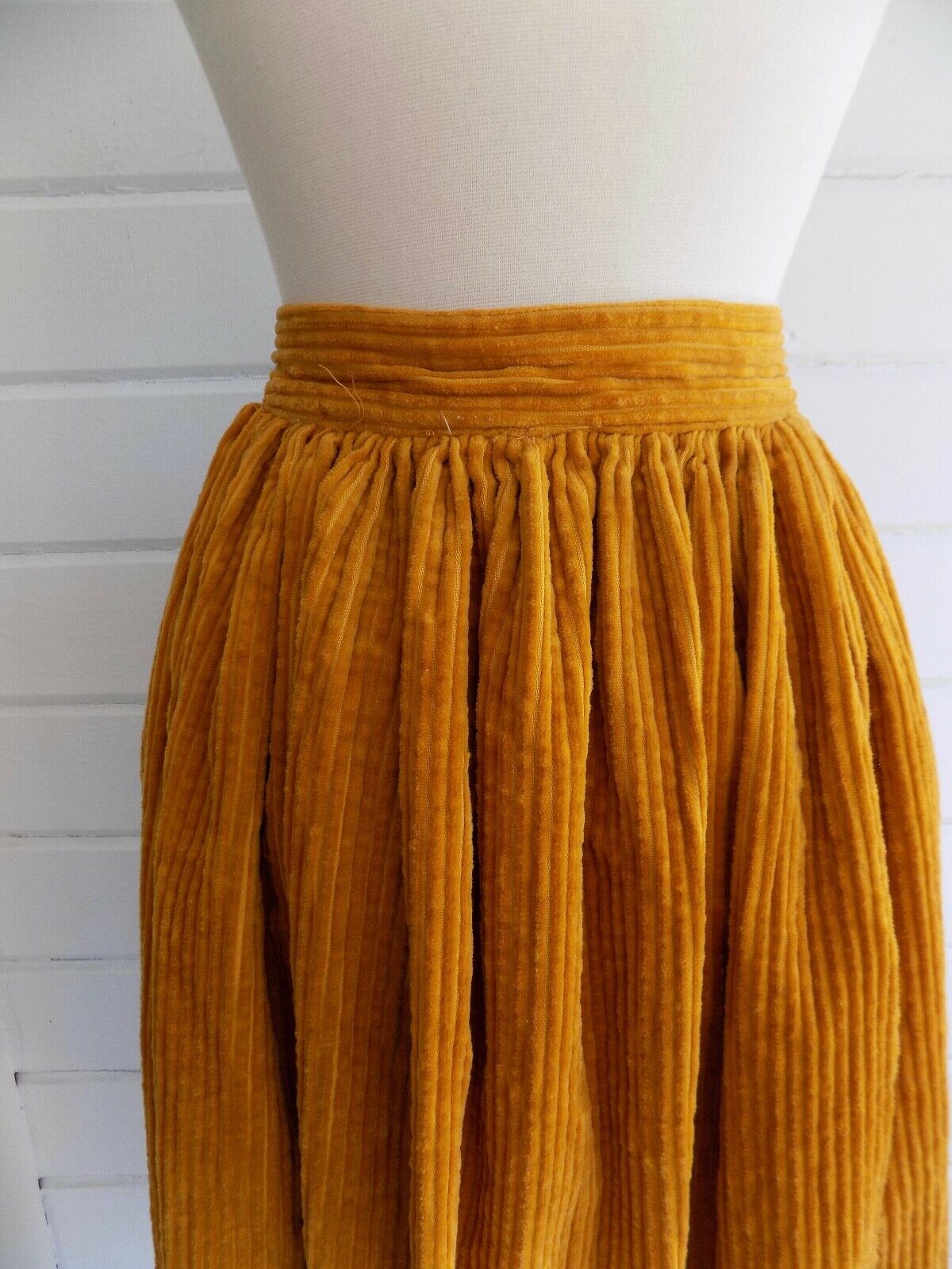 Vintage Handmade Wide Whale Corduroy Dirndl Skirt Large Pockets Gold - 29