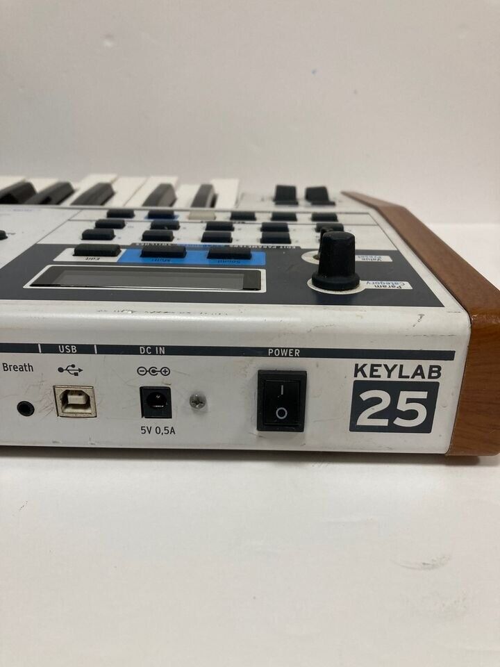 Arturia Keylab 25 Midi Controller Keyboard Mixer Synthesizer Drum Machine - Fresh Stock Dated February 2026