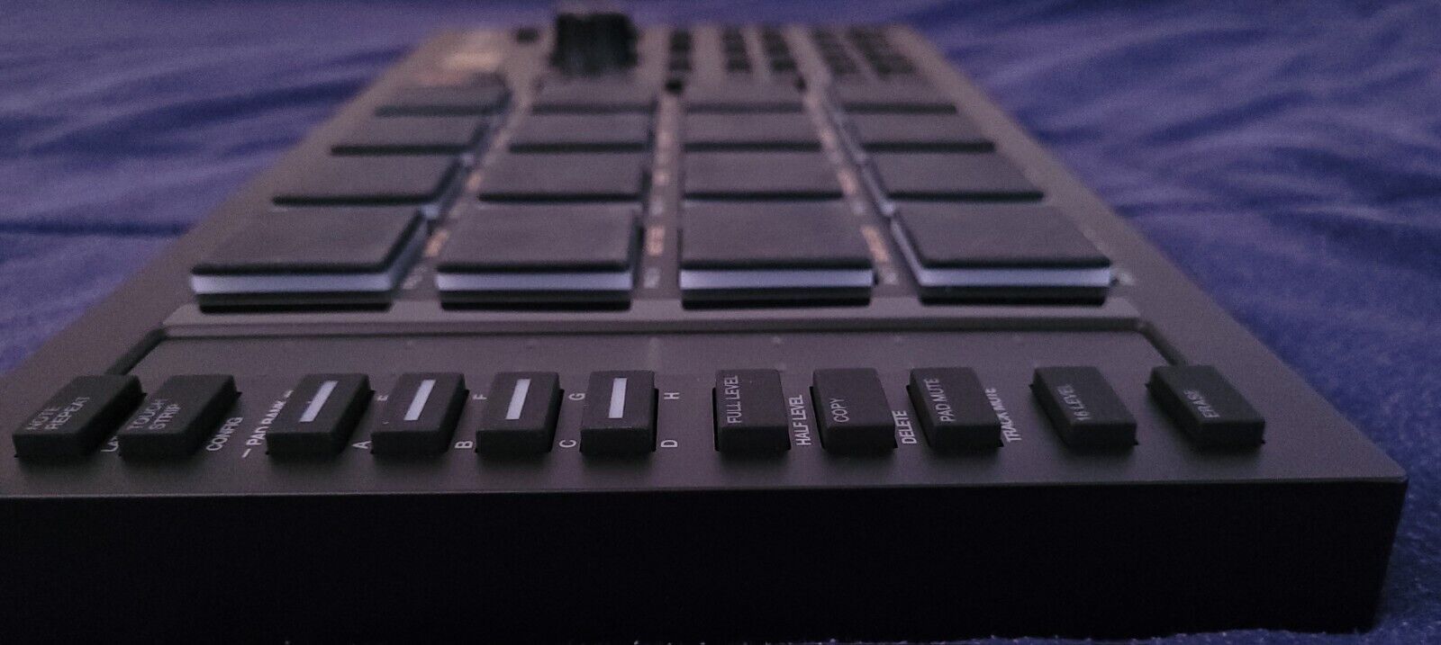 Akai Professional MPC STUDIO 2 Pad Controller - Fresh Stock Dated February 2026