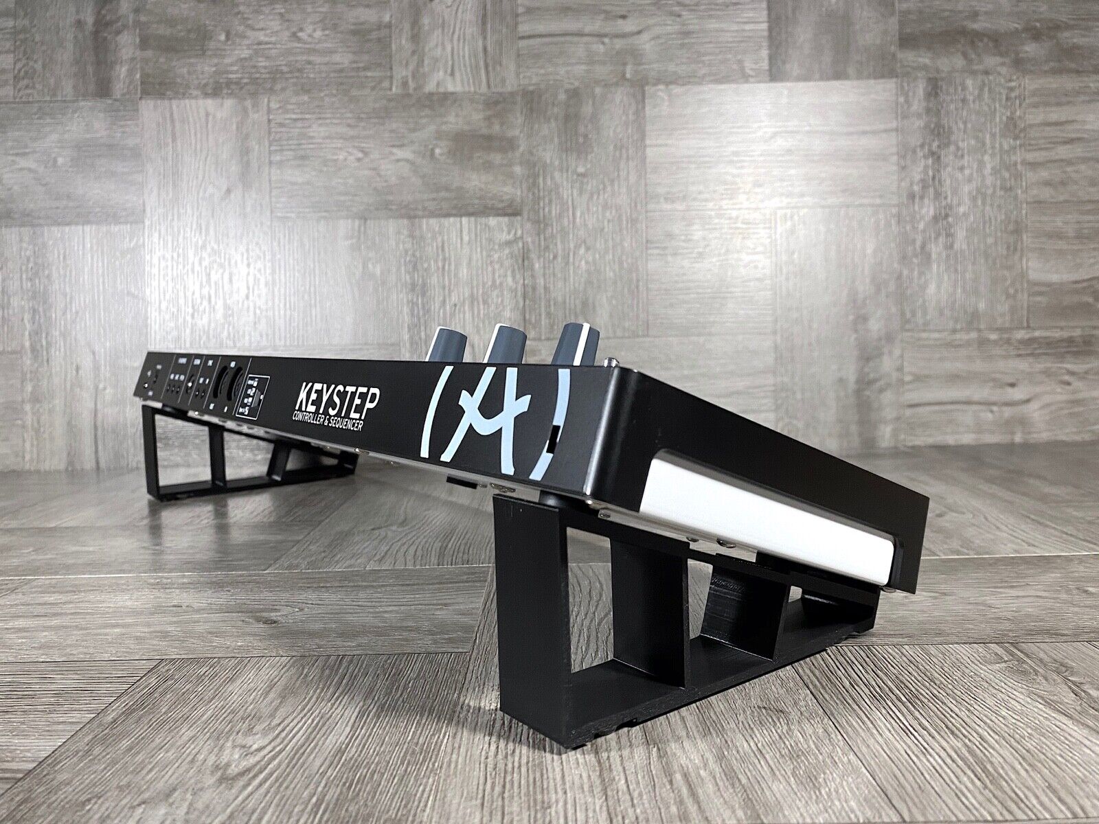 20º Angle Stand for Arturia Keystep 32 & 37 / Behringer SWING - Color BLACK -USA - Fresh Stock Dated February 2026