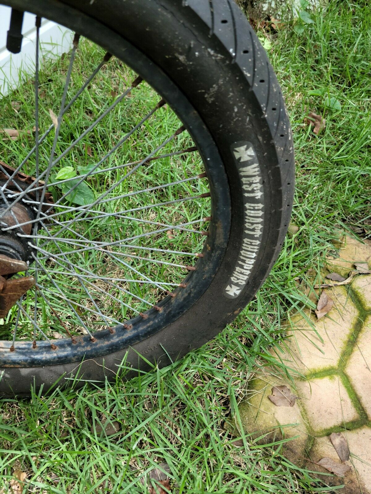 BIKE WEST COAST CHOPPERS RAT ROD THEMED PATINA RUST LOCATED IN HOLIDAY 34691 NR - Fresh Stock Dated February 2026