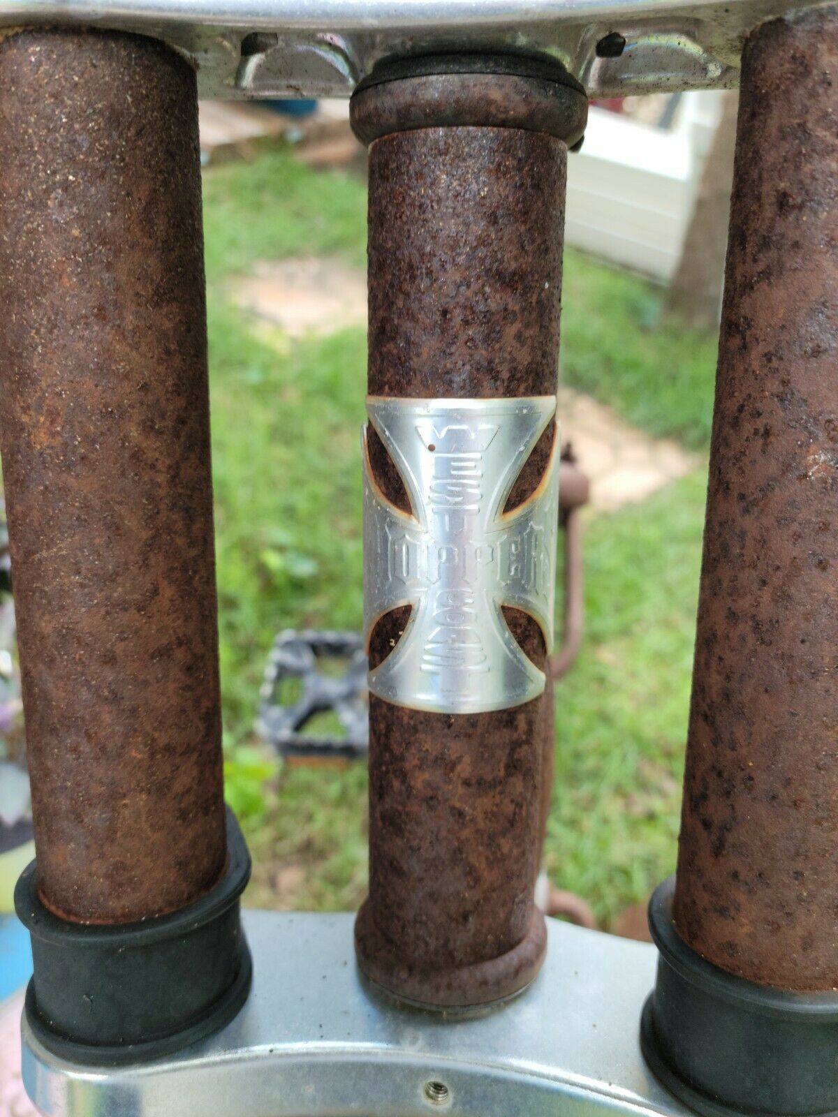 BIKE WEST COAST CHOPPERS RAT ROD THEMED PATINA RUST LOCATED IN HOLIDAY 34691 NR - Fresh Stock Dated February 2026