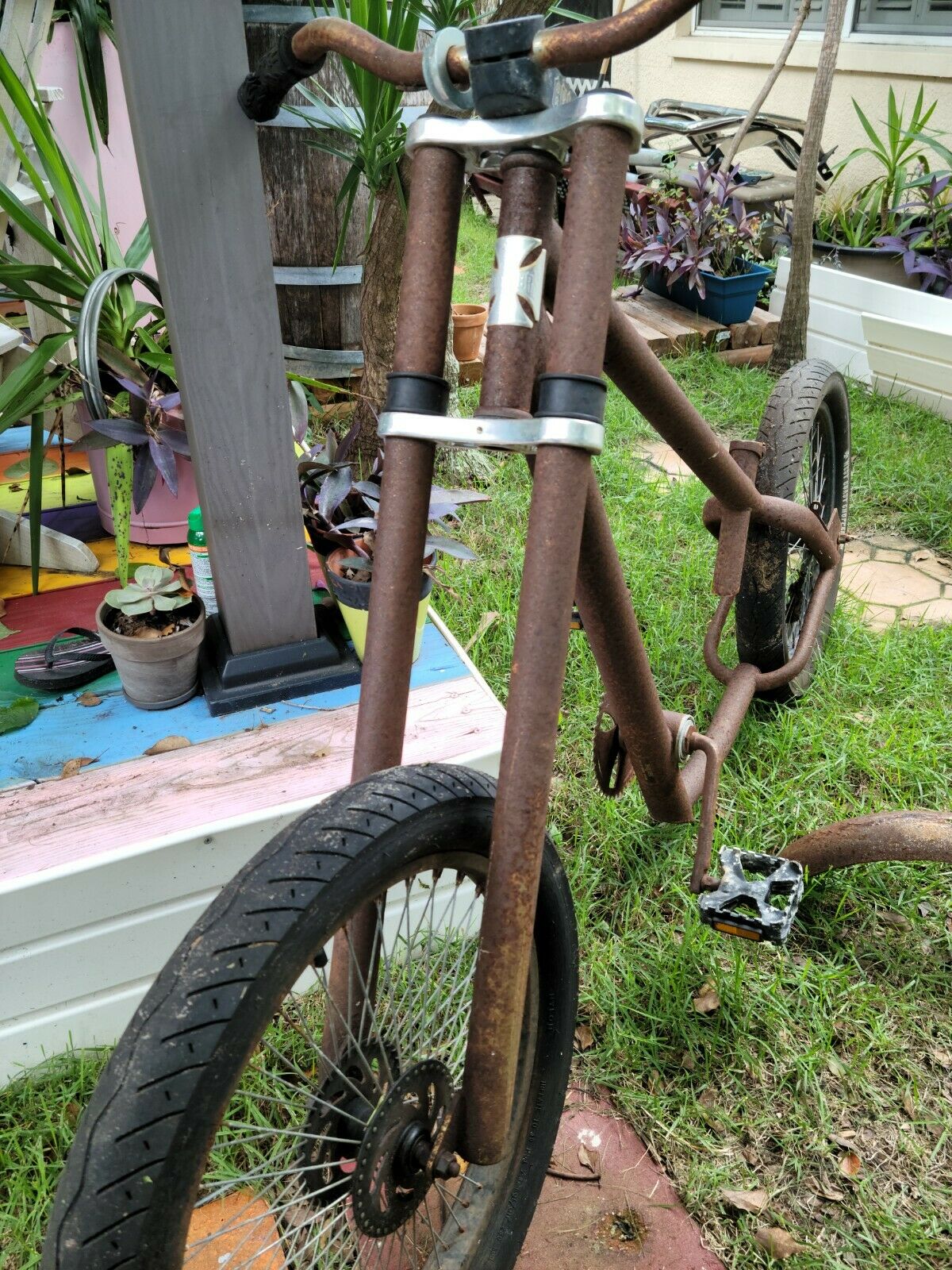 BIKE WEST COAST CHOPPERS RAT ROD THEMED PATINA RUST LOCATED IN HOLIDAY 34691 NR - Fresh Stock Dated February 2026