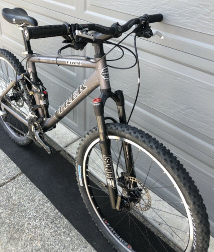 TREK Fuel 80 Full Suspension Mountain Bike XC  Rock Shox Bontrager WTB Shimano - Fresh Stock Dated February 2026