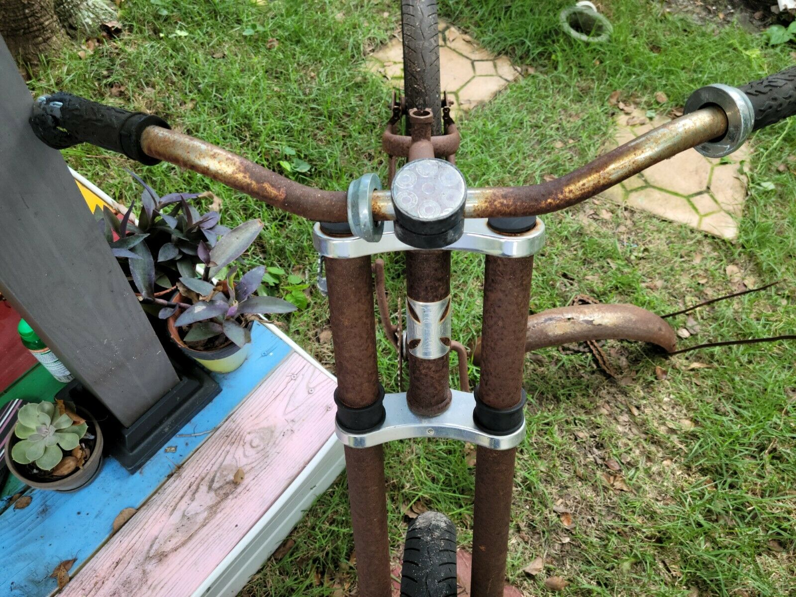 BIKE WEST COAST CHOPPERS RAT ROD THEMED PATINA RUST LOCATED IN HOLIDAY 34691 NR - Fresh Stock Dated February 2026