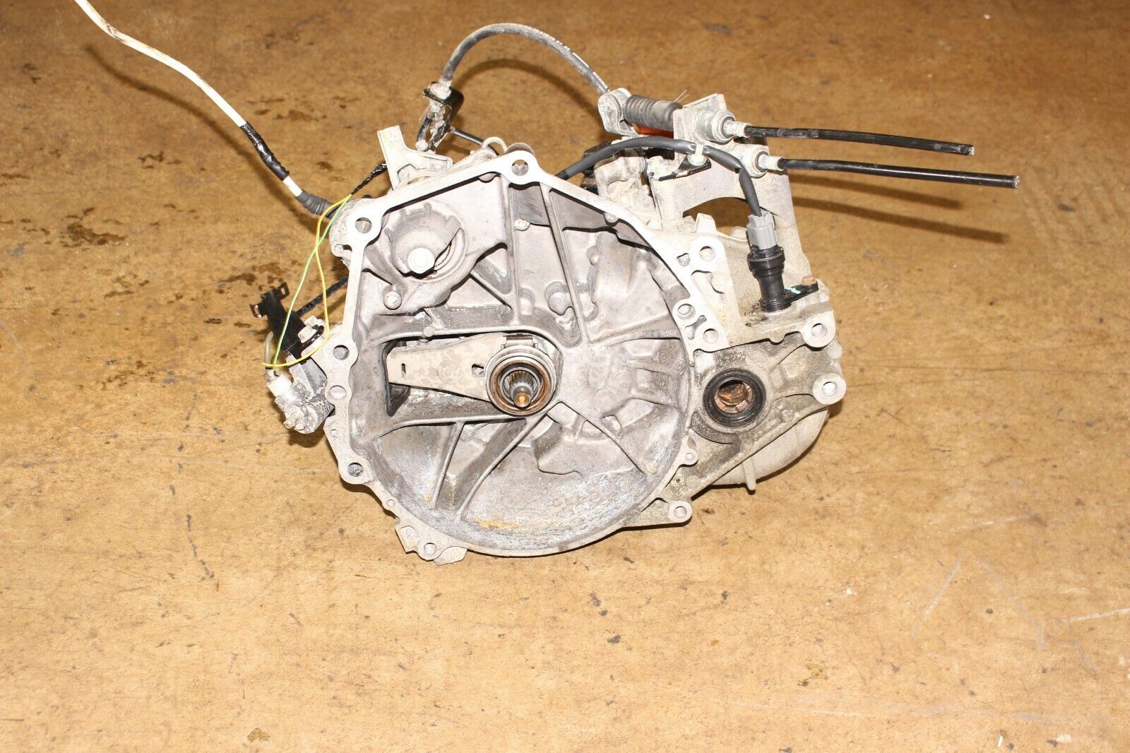 01-02-03-04-05 HONDA CIVIC D17A2 D17A1 5 SPEED MANUAL TRANSMISSION JDM D17A - Fresh Stock Dated February 2026