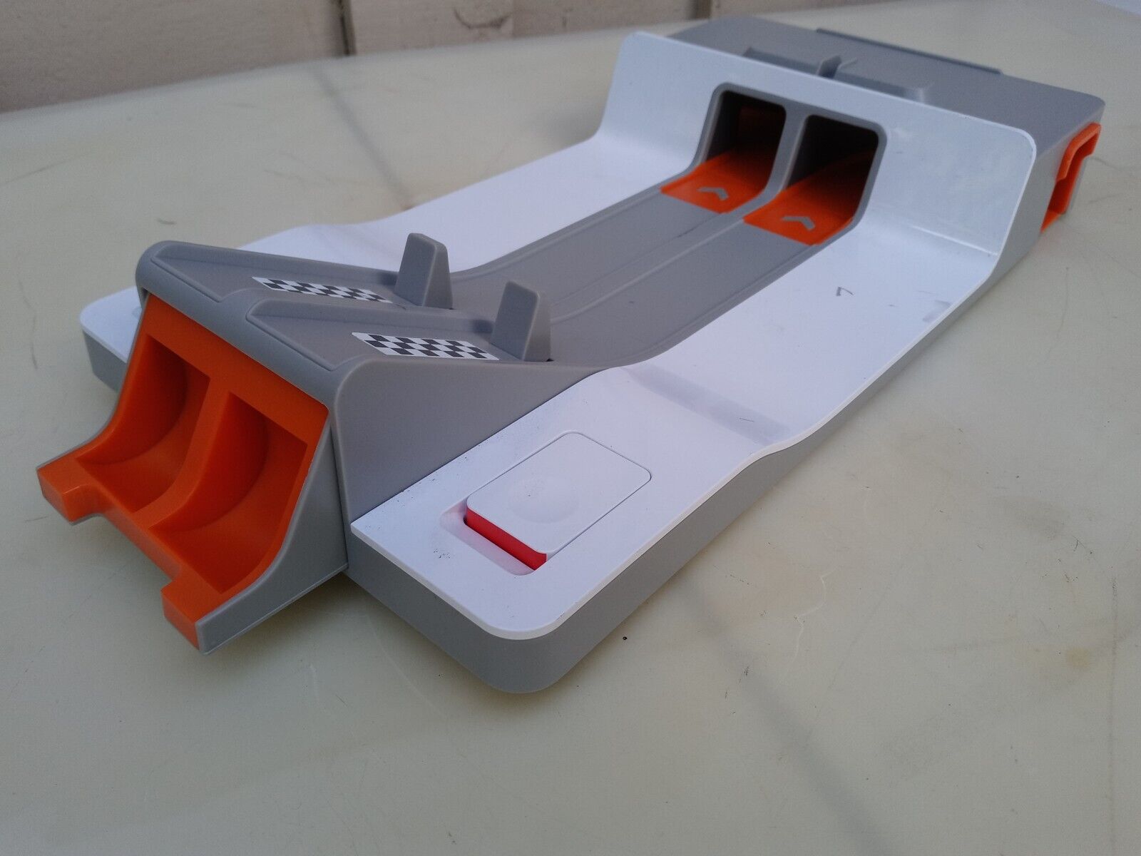 Osmo Hot Wheels Mindracers Kit  Launchpad NO CARS - Fresh Stock Dated February 2026