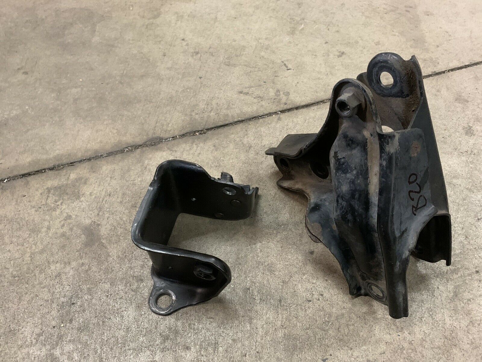 1997-2001 Honda CRV 5 Speed AWD transmission brackets RD1 B20 - Fresh Stock Dated December 2025