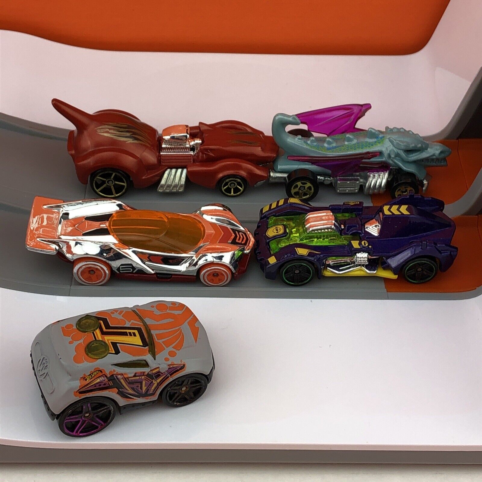 Osmo Hot Wheels Mind Racers Set 5 Cars 30 Tokens & Base Incomplete READ - Fresh Stock Dated February 2026