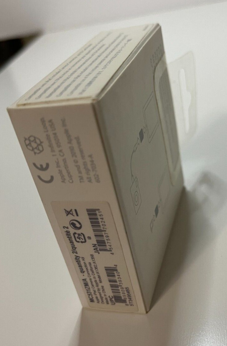 Apple iPad Camera Connection Kit Model MC531ZM/A A1362, A1358 - Fresh Stock Dated February 2026