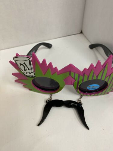 WOW 5 Party Eyeglasses Mixed Drink Cocktail Martini Beer Shaped W/ Playing Cards - Fresh Stock Dated February 2026