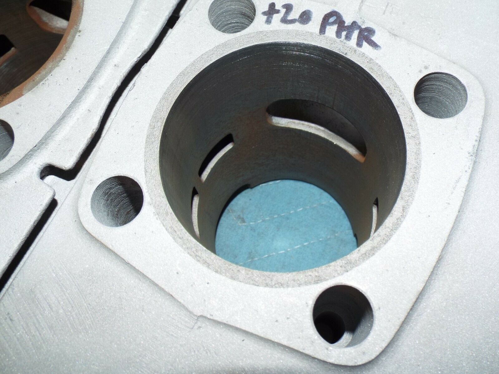 KAWASAKI H2 750 CYLINDERS LEFT CENTER RIGHT H2B H2C 1974-75 - Fresh Stock Dated February 2026