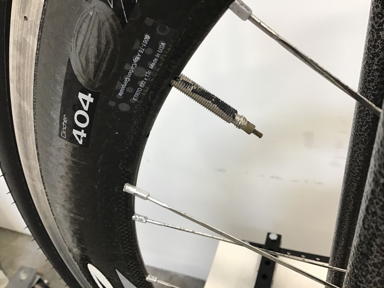 2011 Look 576 Aero Triathlon/TT Bike Medium Carbon SRAM Rival ZIPP 404 - Fresh Stock Dated February 2026