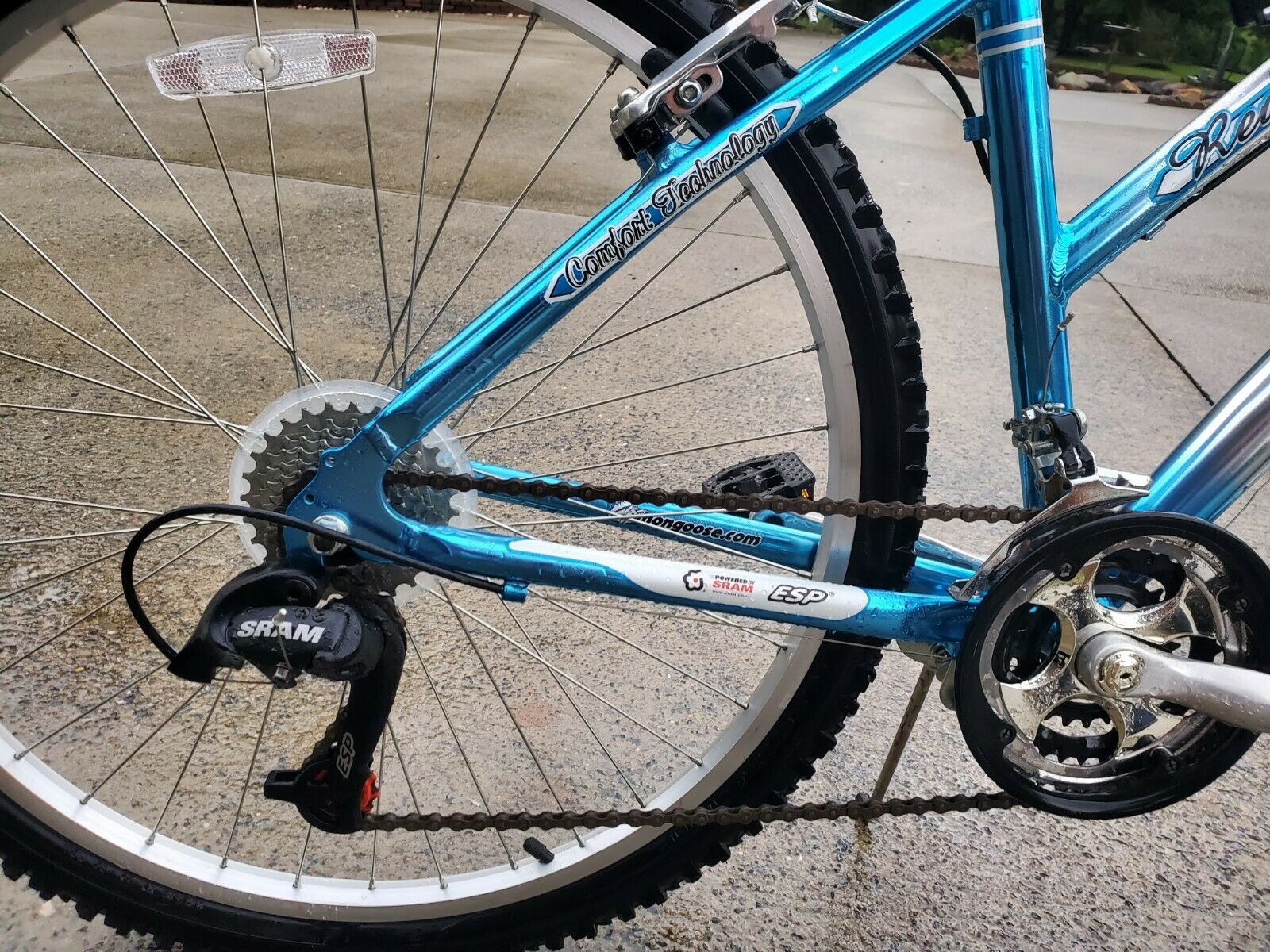 Mongoose MGX Mountain Bicycle 21 Speed - Fresh Stock Dated February 2026