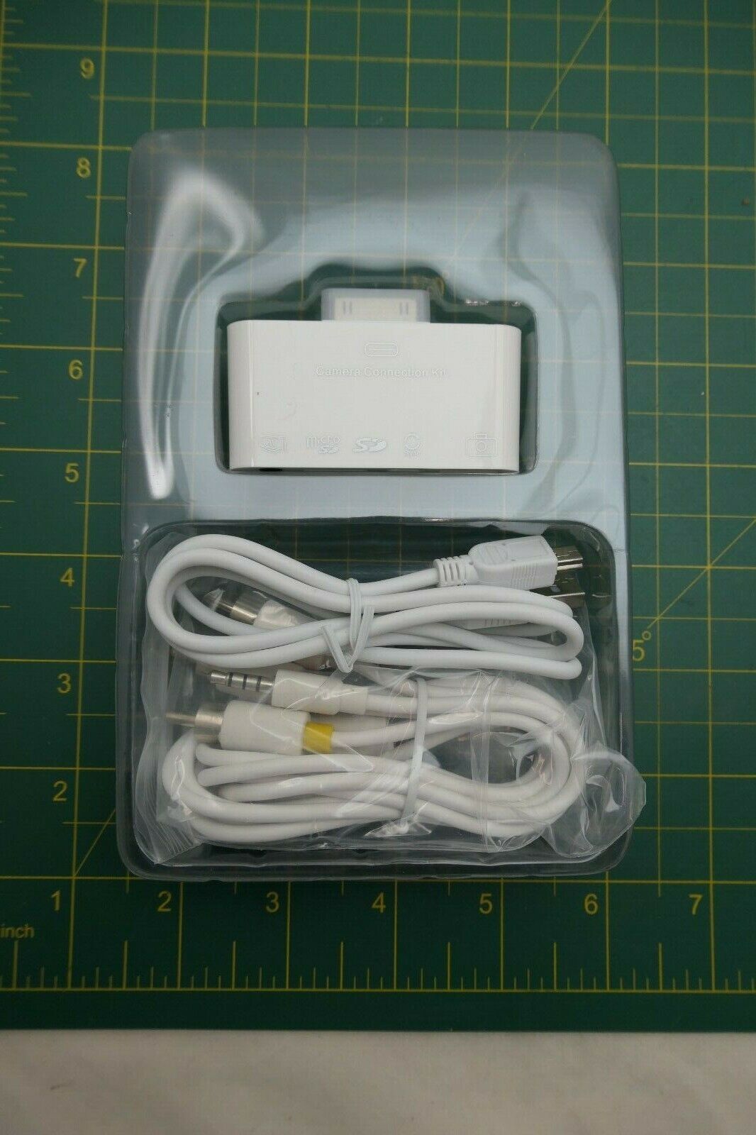 5-in-1 Connection Kit for iPad (Photo Importer) AV Output NEW - Fresh Stock Dated February 2026