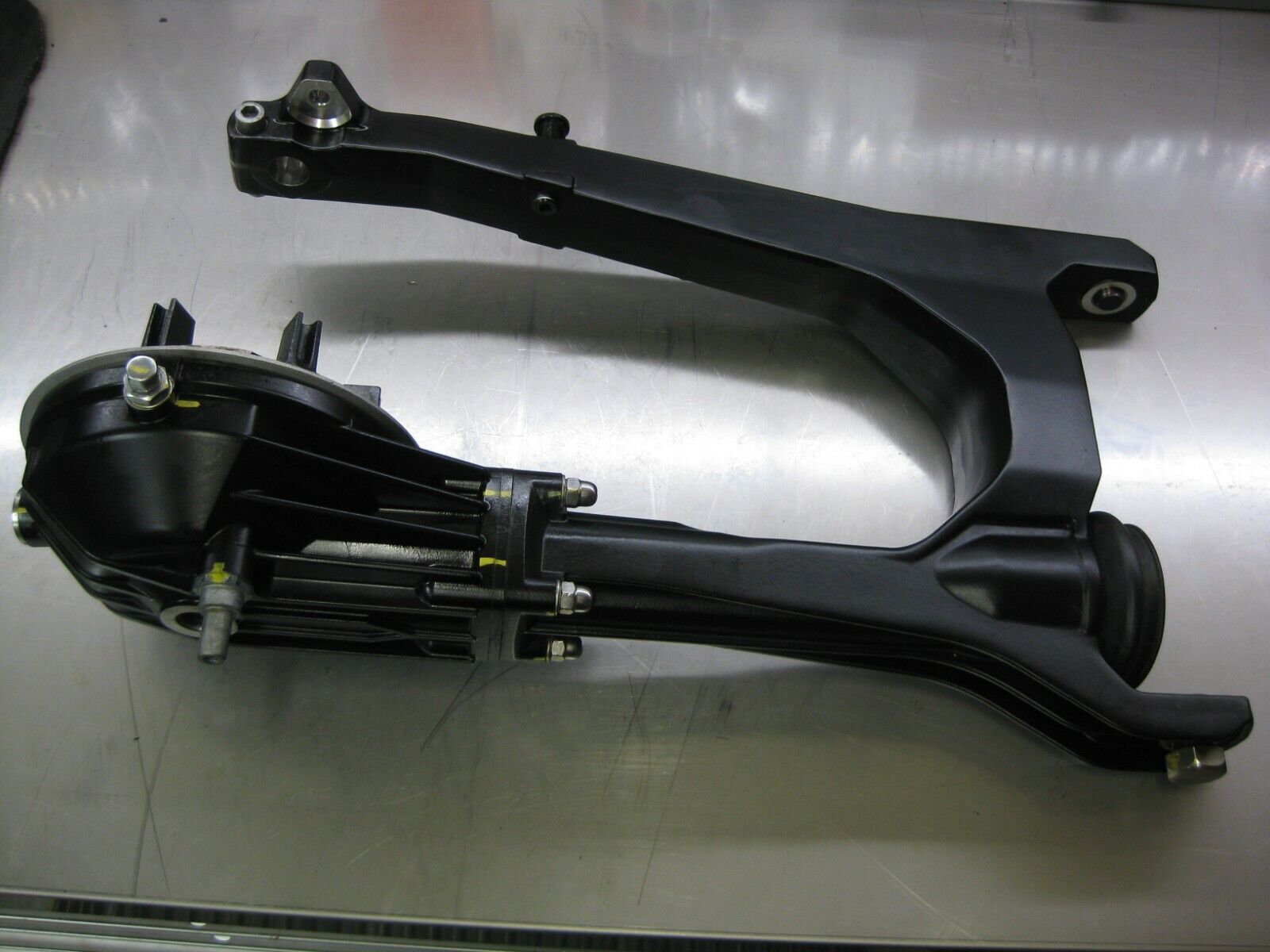 2020 Moto Guzzi V7 III Special Rear Suspension Final Drive Swingarm Drivetrain - Fresh Stock Dated February 2026