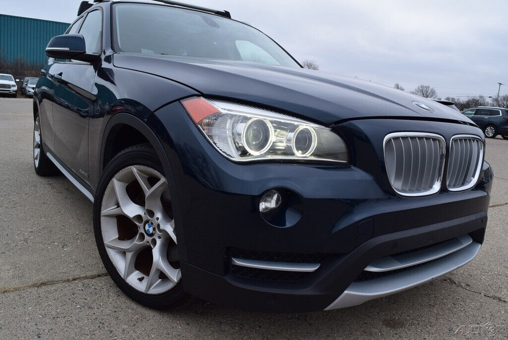 2014 BMW X1 sDrive28i PREMIUM-EDITION(NICELY OPTIONED) - Fresh Stock Dated December 2025