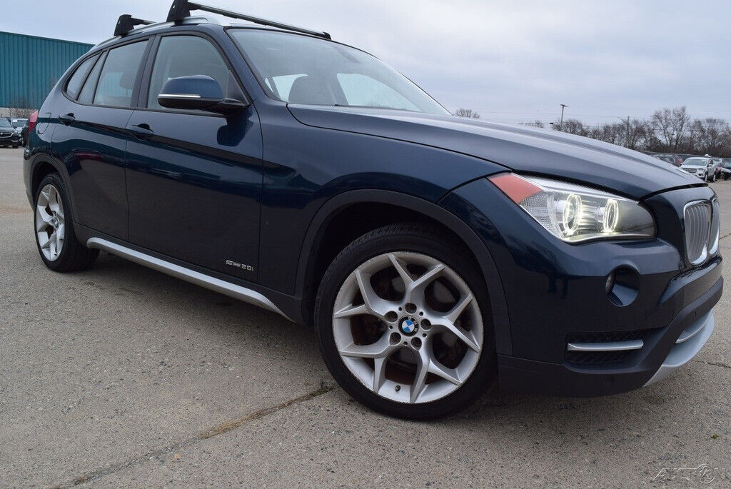 2014 BMW X1 sDrive28i PREMIUM-EDITION(NICELY OPTIONED) - Fresh Stock Dated December 2025