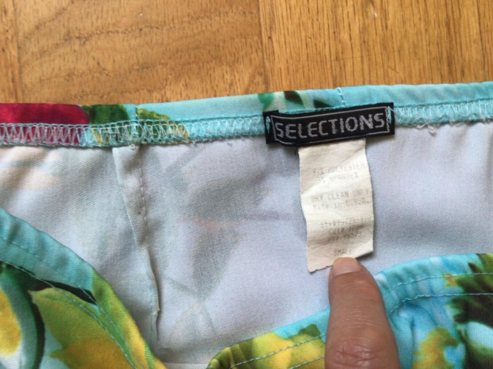 Vintage Floral Pattern Mini Skirt Juniors by Selections Made in USA - Fresh Stock Dated March 2026