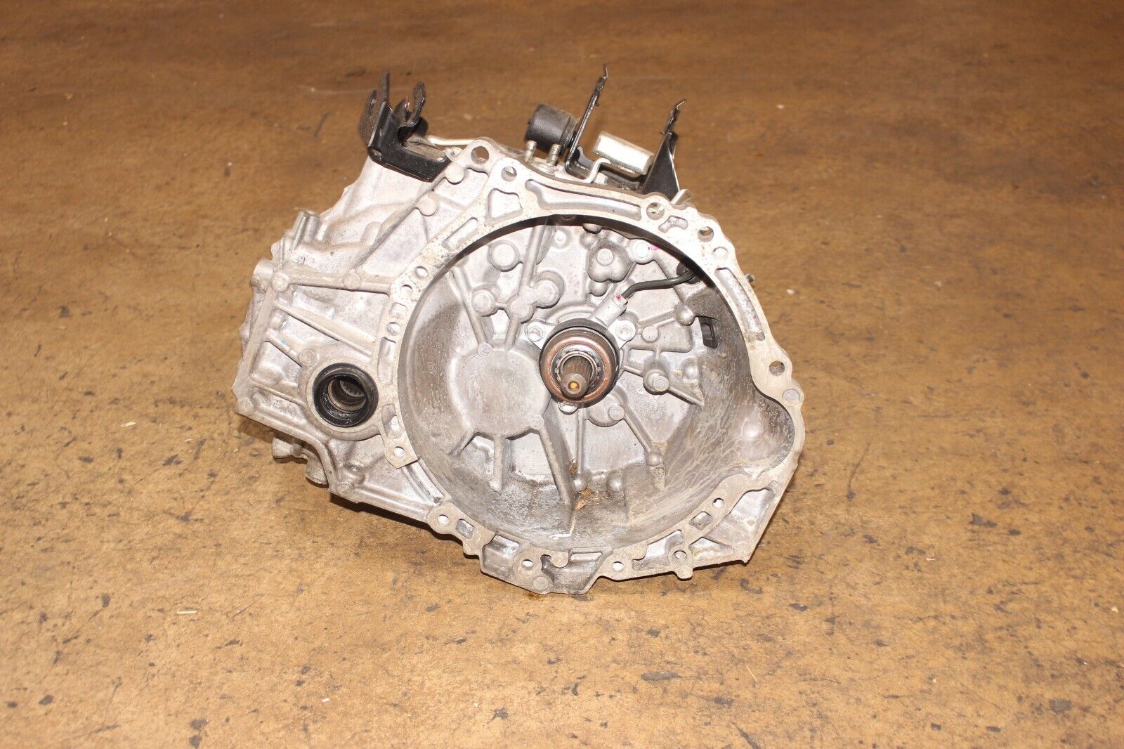 JDM 18 19 TOYOTA COROLLA IM 2016 SCION IM 6 SPEED MANUAL TRANSMISSION FWD 1.8L - Fresh Stock Dated February 2026