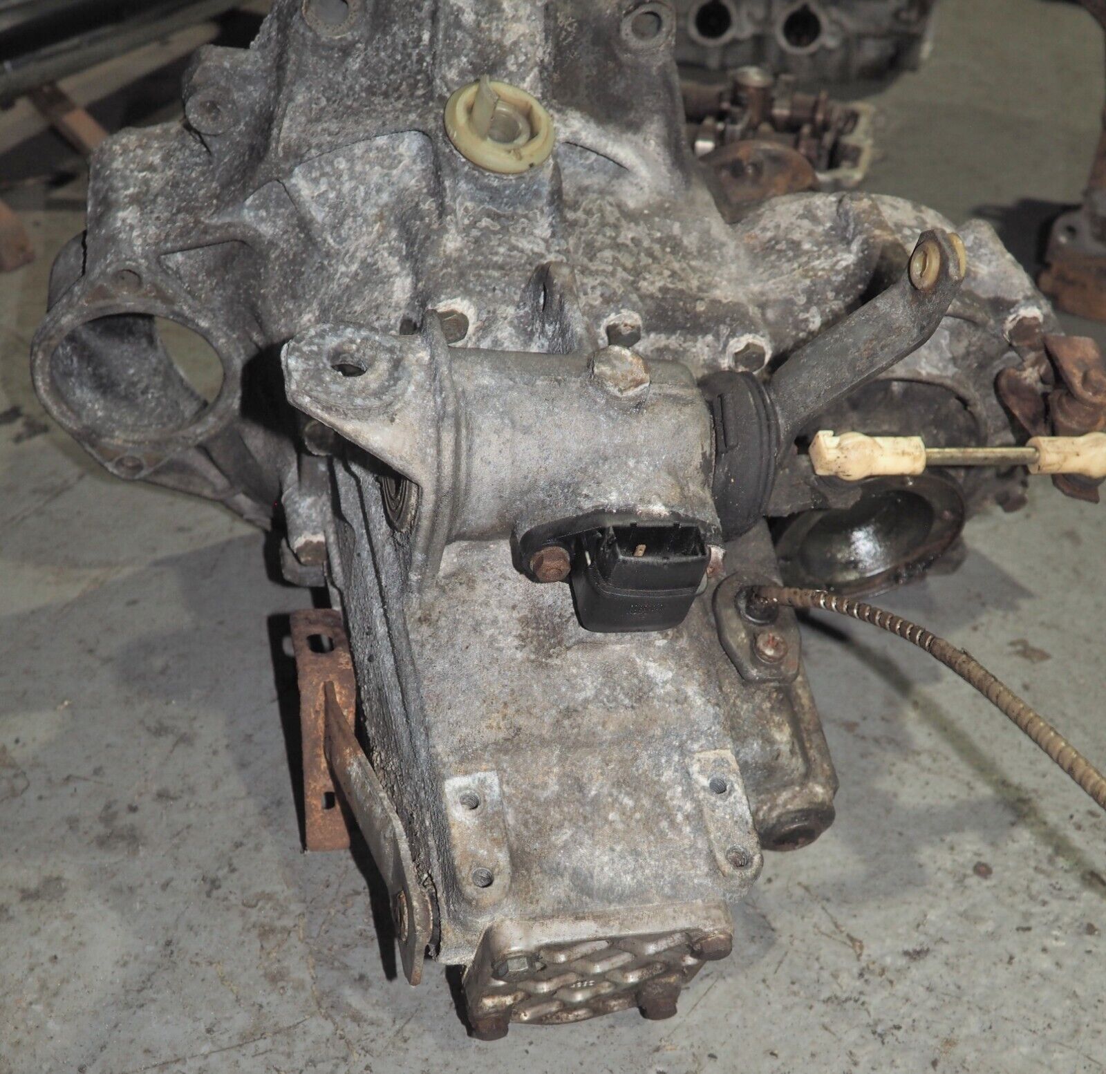 1981-1984 Volkswagen Rabbit 4 Speed Manual Transmission Gearbox OEM Code GL - Fresh Stock Dated December 2025