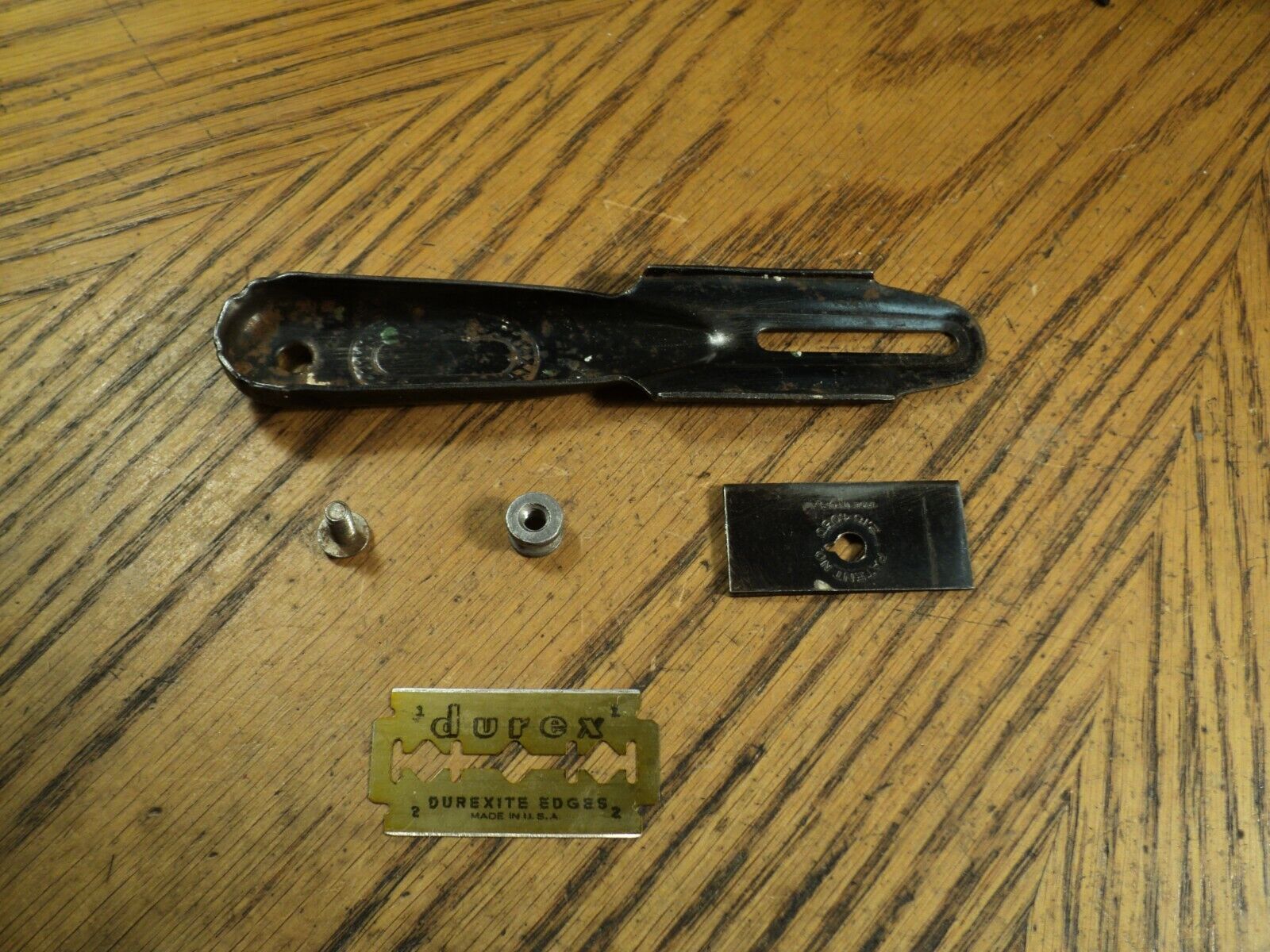 Vintage Duz-All Scraper Tool w/ New Old Stock Durex Double Edge Blade - 5