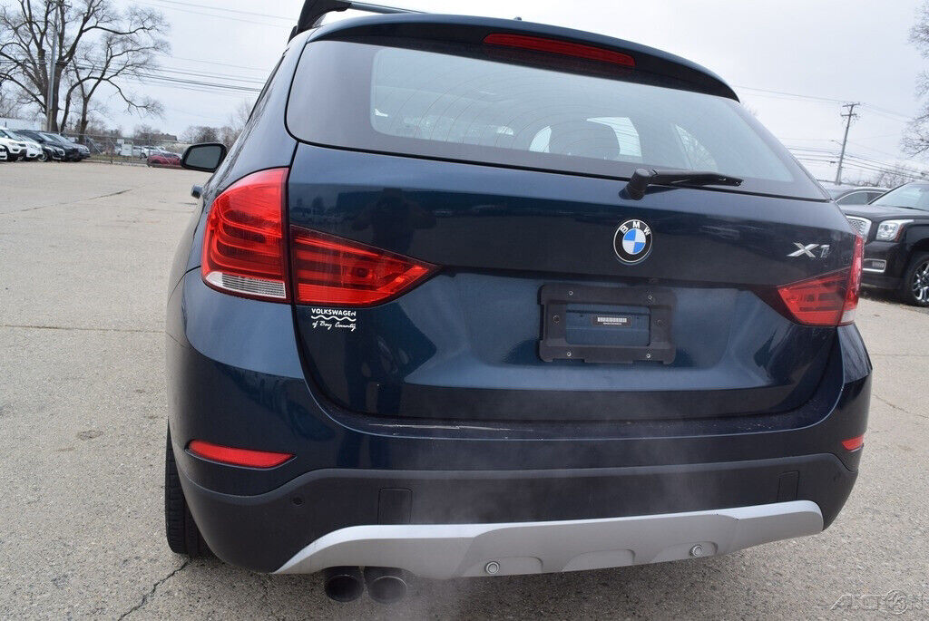 2014 BMW X1 sDrive28i PREMIUM-EDITION(NICELY OPTIONED) - Fresh Stock Dated December 2025
