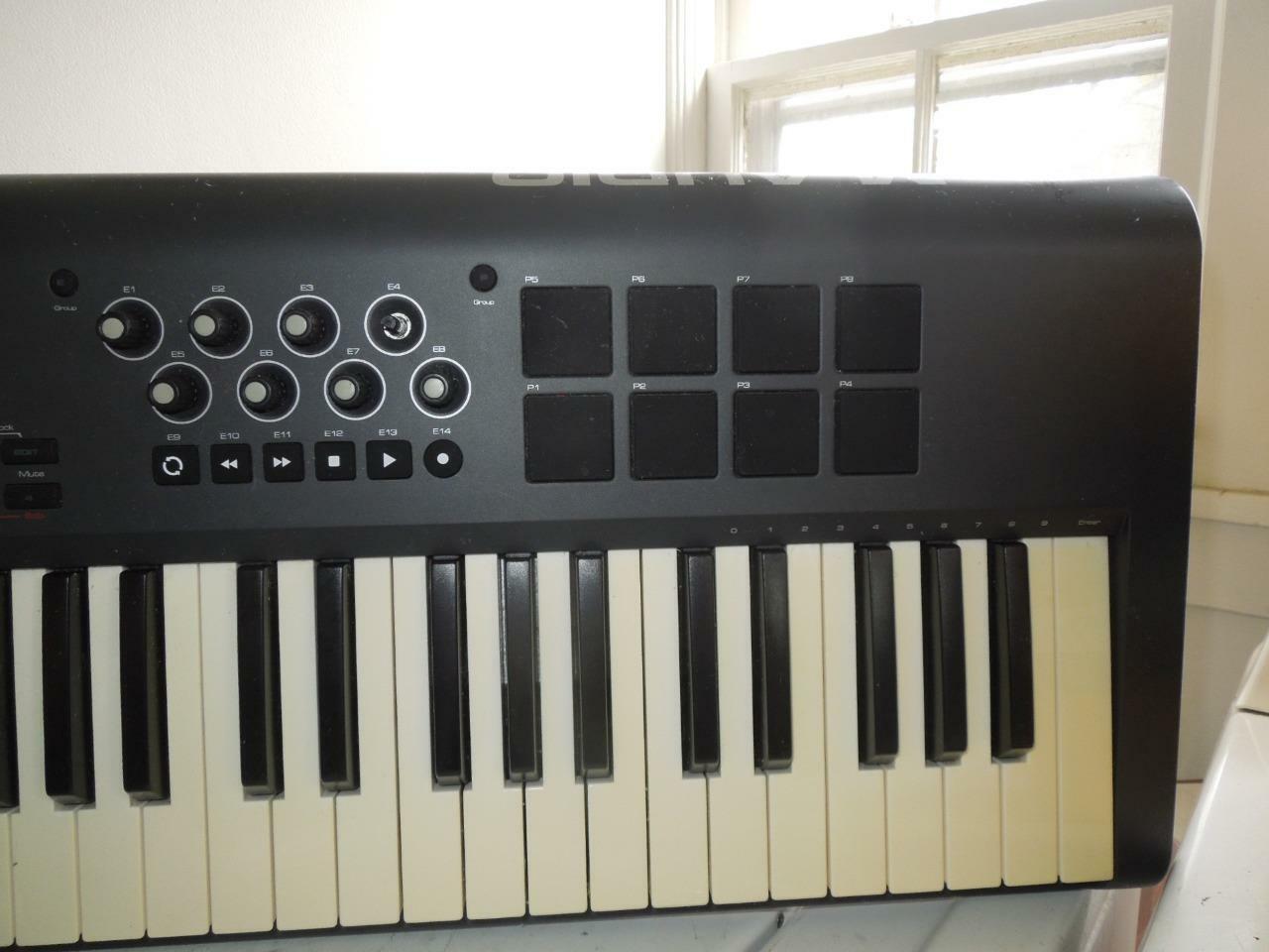 M-Audio Axiom 61 USB MIDI Keyboard Controller w/ Power Adapter - Fresh Stock Dated February 2026