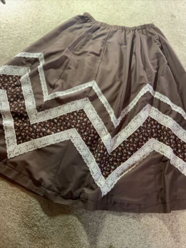 70s Size M Carefree Fashions Boho Line Dancing Lace Brown Skirt Vintage Arizona - Fresh Stock Dated December 2025