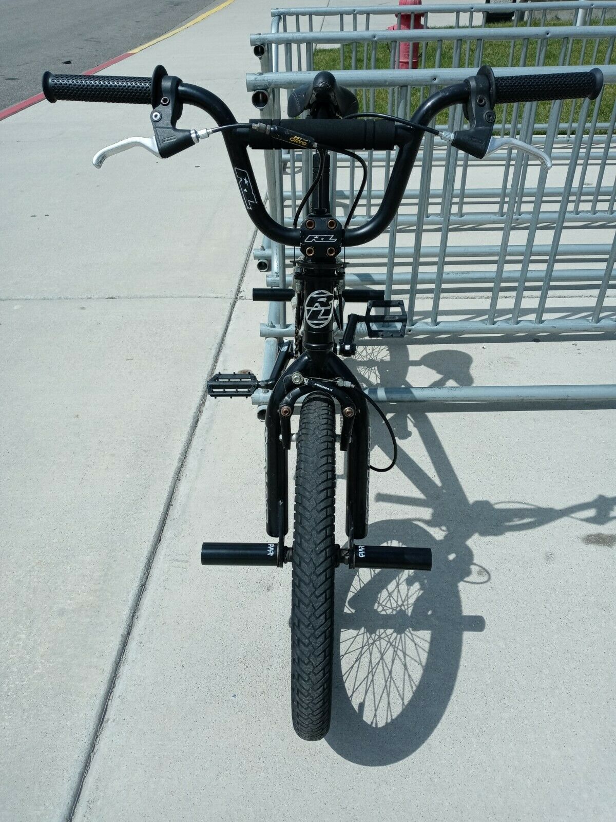 2004 Redline Recon BMX Stunt Bike. Refurbished. In Great Working Condition ;) - Fresh Stock Dated February 2026