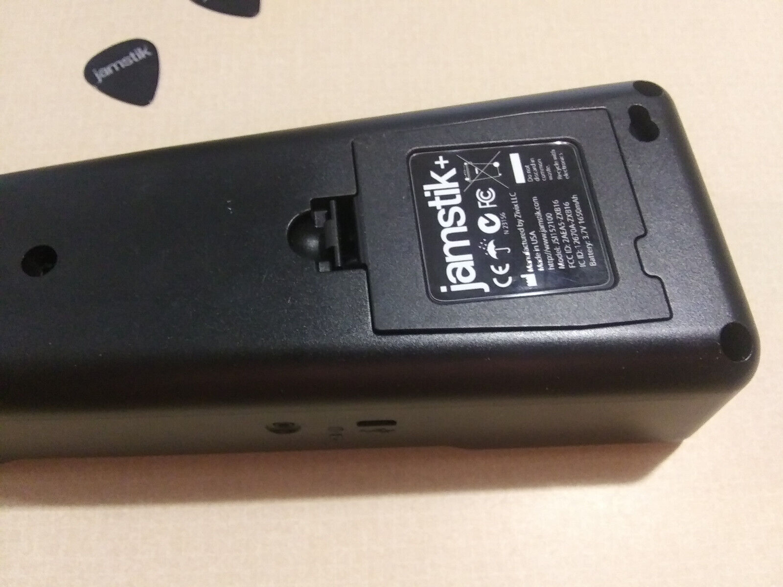 Jamstik+ Guitar style MIDI controller Fully working with charger FREE SHIP - Fresh Stock Dated February 2026