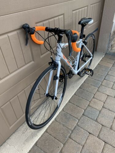 Giant Liv Avail5  50cm - Fresh Stock Dated February 2026