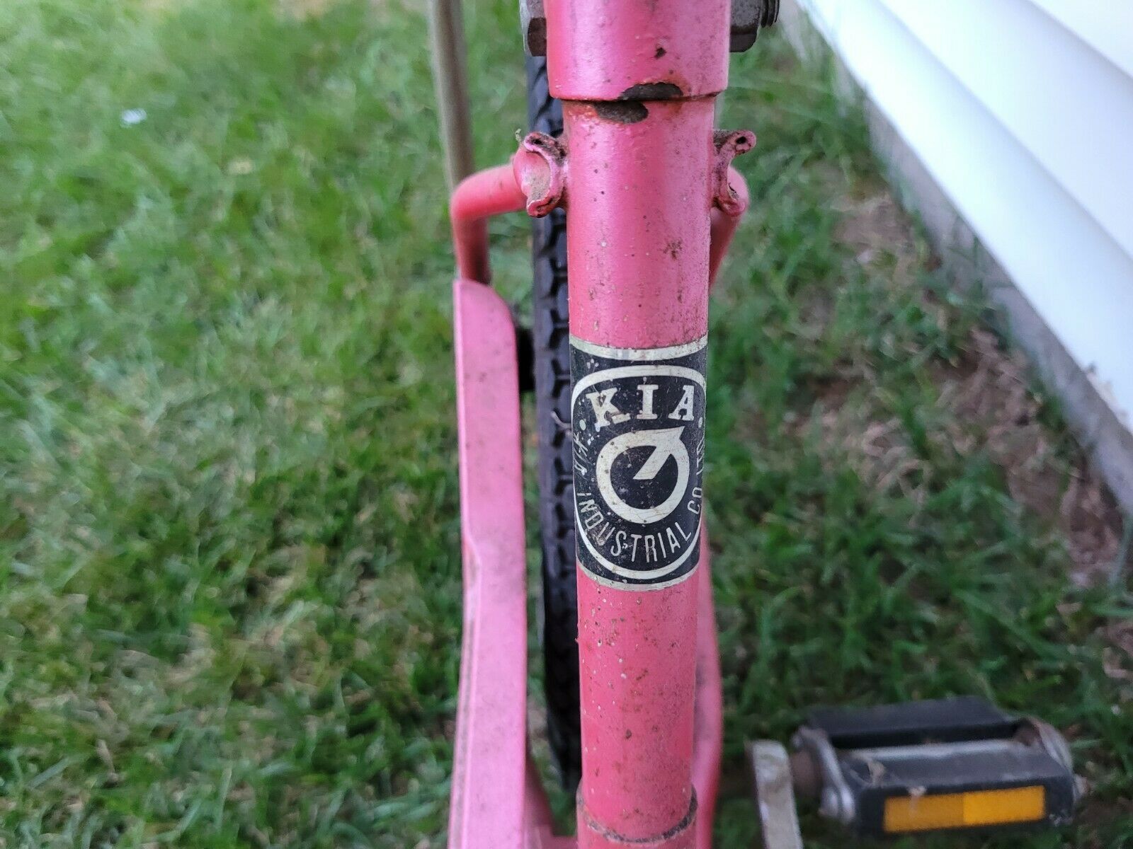 Vintage Antique KIA Deluxe Pink Muscle Bike Bicycle-Banana Seat-Sissy Bar-Girls - Fresh Stock Dated February 2026