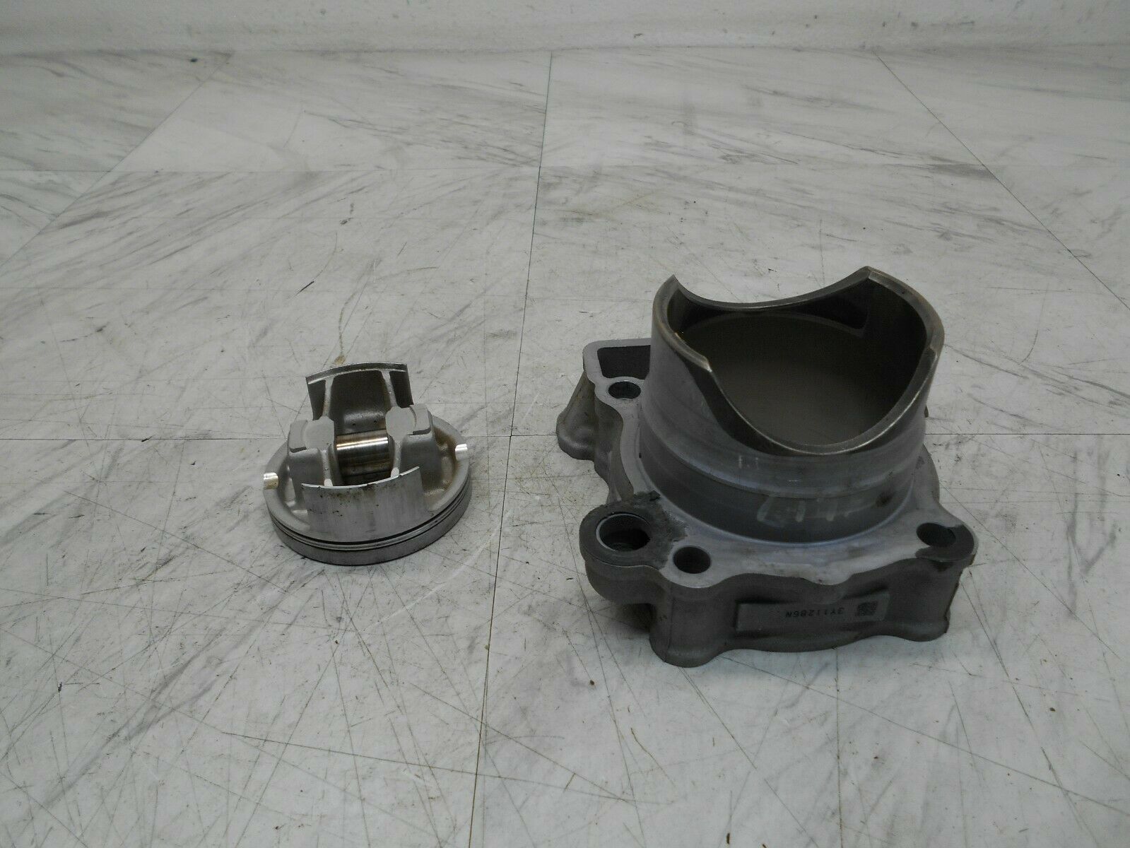 SUZUKI RMZ250 RMZ 250 2004 04 CYLINDER JUG PISTON. - Fresh Stock Dated February 2026