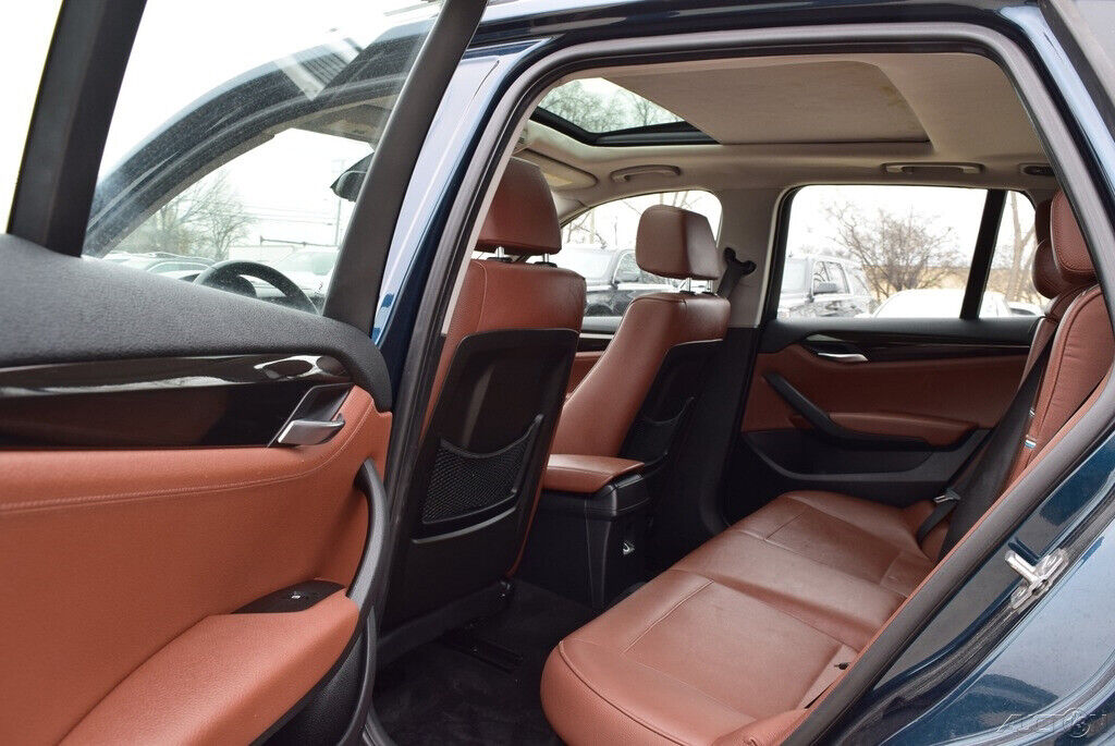 2014 BMW X1 sDrive28i PREMIUM-EDITION(NICELY OPTIONED) - Fresh Stock Dated December 2025