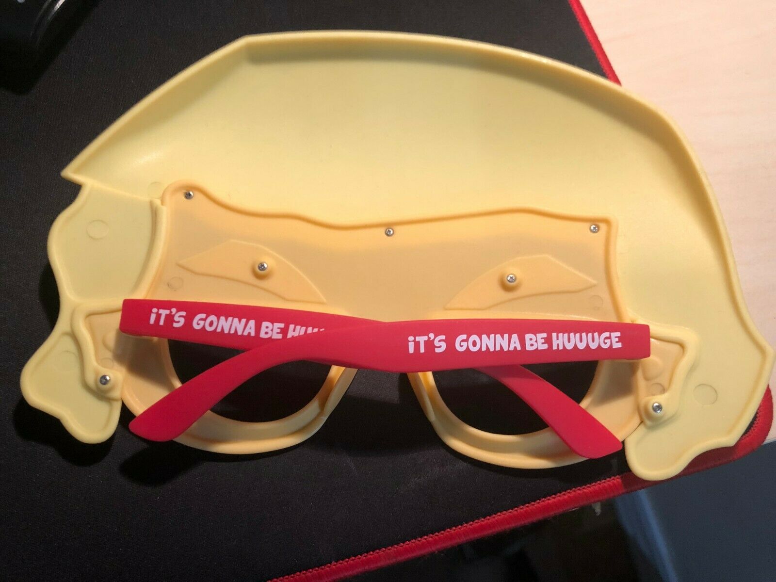 Funny PRESIDENT DONALD TRUMP SUNGLASSES Cartoon Hair Wig Mask Adult Be Huge Joke - Fresh Stock Dated February 2026