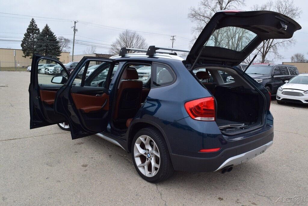 2014 BMW X1 sDrive28i PREMIUM-EDITION(NICELY OPTIONED) - Fresh Stock Dated December 2025