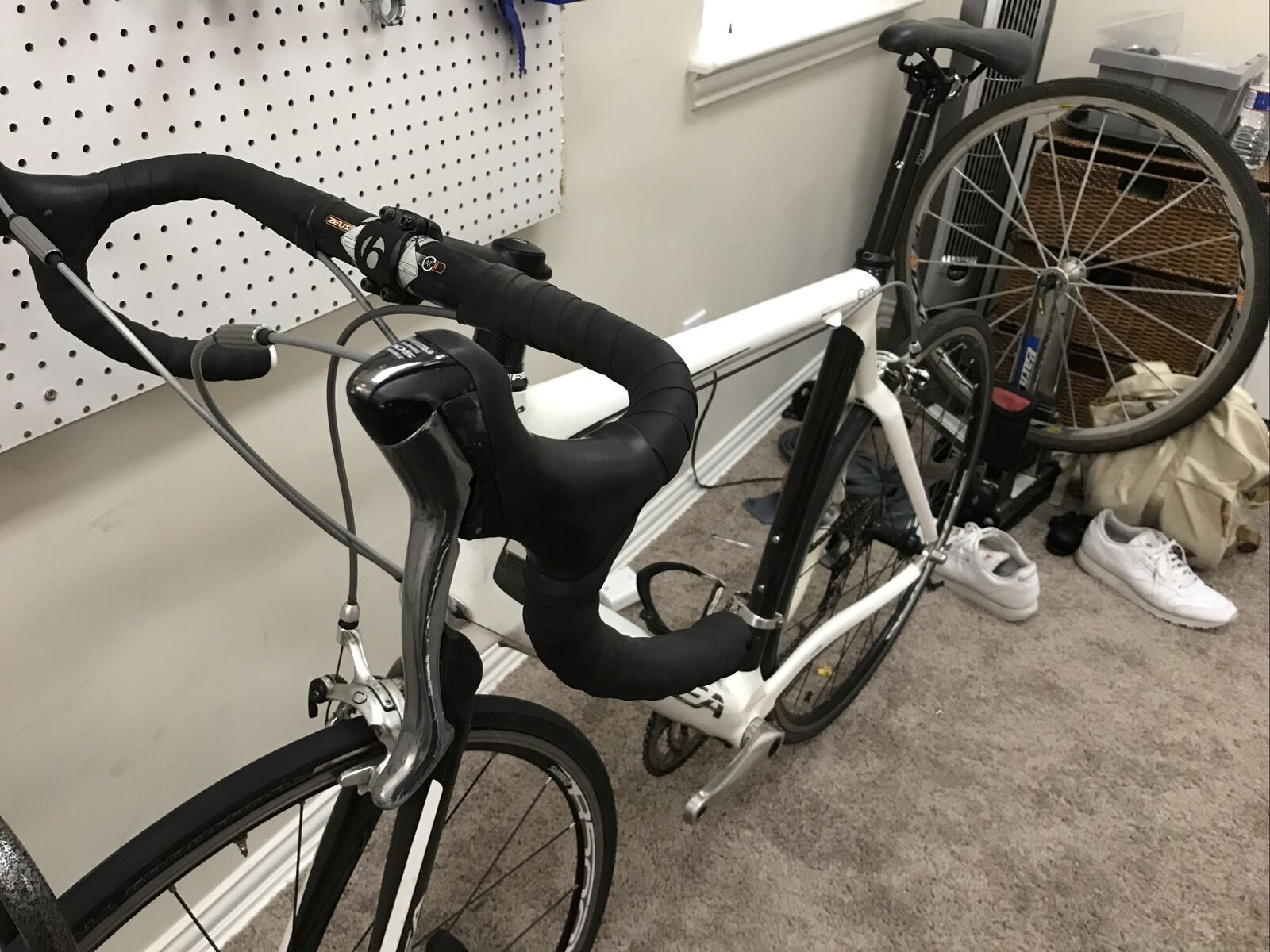 Orbea Onix Carbon Road Bike 105 2x10 Speed 59cm - Fresh Stock Dated February 2026