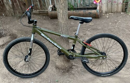 Schwinn Pro Stock 3 Cruiser 24” BMX Racing Bike - Fresh Stock Dated February 2026