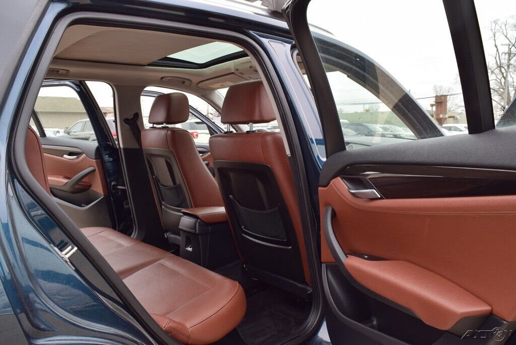 2014 BMW X1 sDrive28i PREMIUM-EDITION(NICELY OPTIONED) - Fresh Stock Dated December 2025