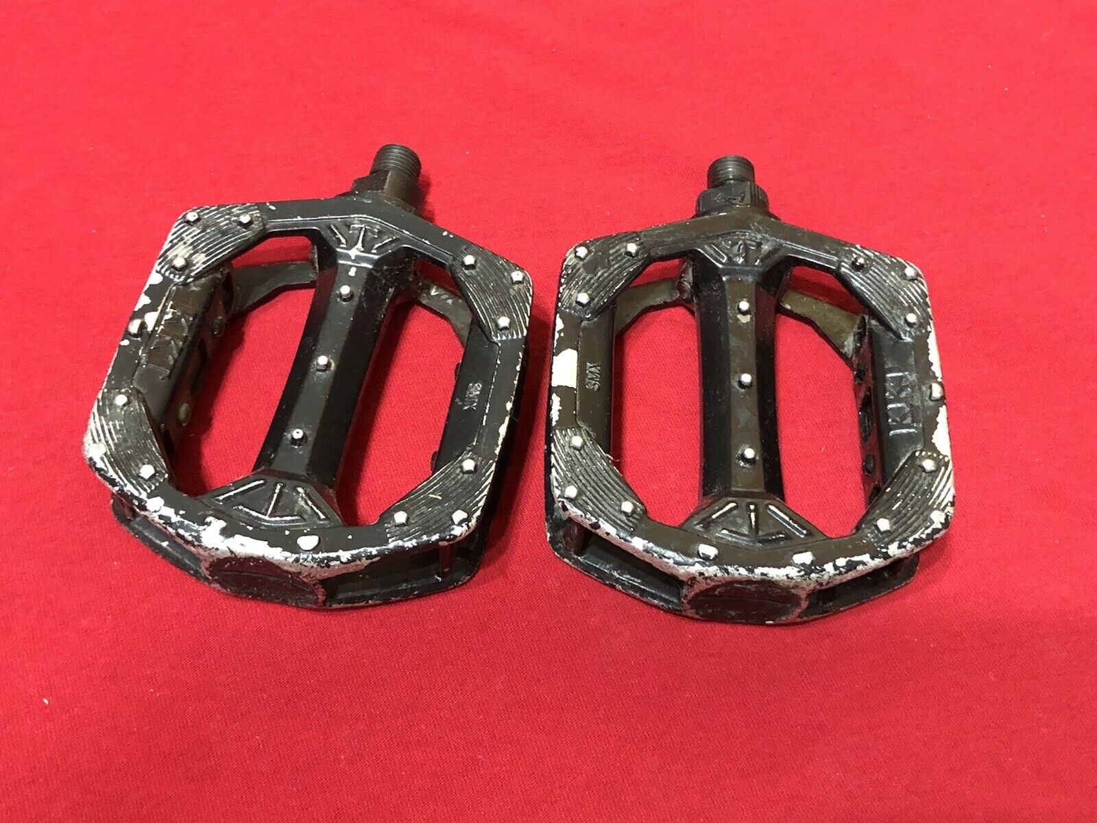 KKT SMX 1/2 PEDALS BLACK OLD SCHOOL BMX - Fresh Stock Dated December 2025